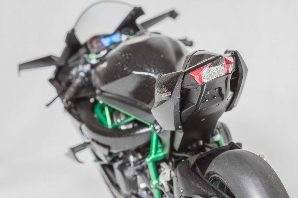 Модел на мотоциклет Kawasaki Ninja H2R