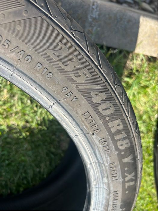 Set 4 anvelope Matador de vară 235/40 R 18.