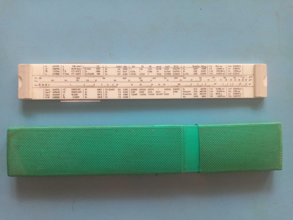 Логарифмическая линейка