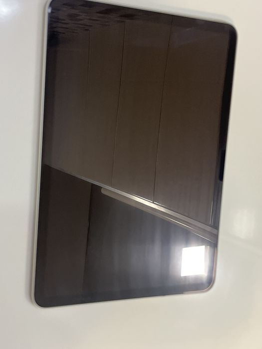 iPad Air 11 / M2 / NOUA / 100% Battery