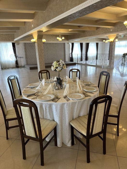 Vand Scaune pentru Restaurant - Sala de Evenimente