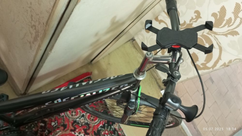 Продаётся велосипед на ходу всё работает