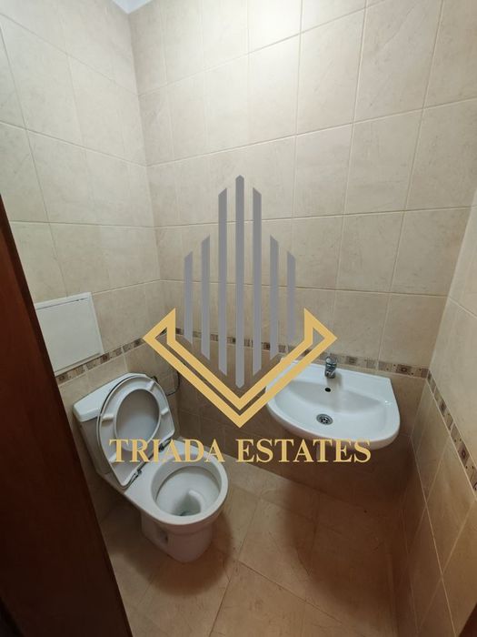 Дава се под наем Тристаен апартамент в Бургас, Възраждане - 108 кв.м за 448.8 € - Снимка #6