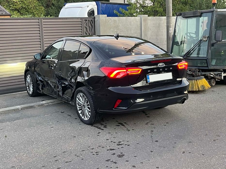 Ford Focus 1.0 Ecoboost Titanium Automata - Usor Avariat