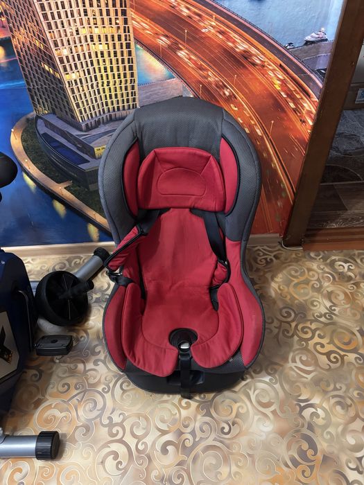 Продам автокресло