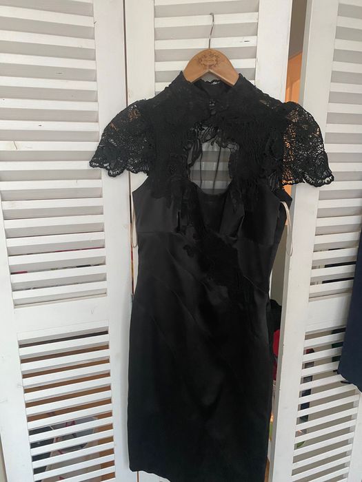 Рокля Guess Collection, Liz Claiborne