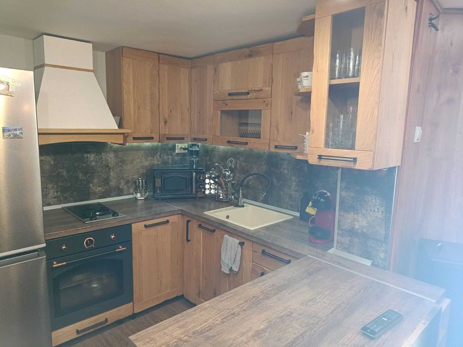 Дава се под наем Къща в Казанлък - 100 кв.м за 459 € - Снимка #2