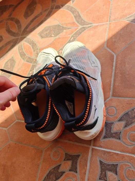 Adidași Jordan 43
