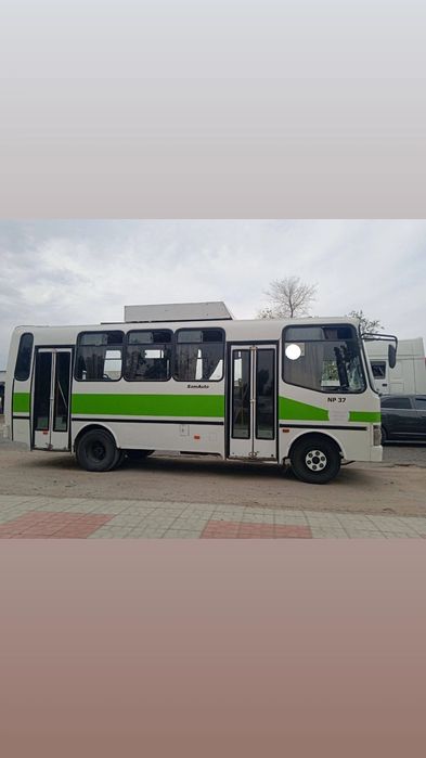Isuzu Np37 2011yil