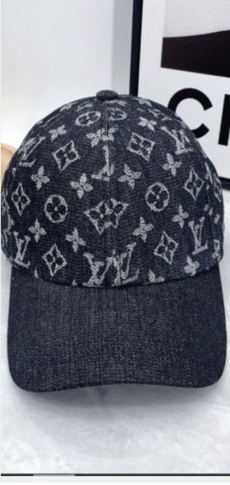 Șapcă Louis Vuitton, model 2026, 8 modele