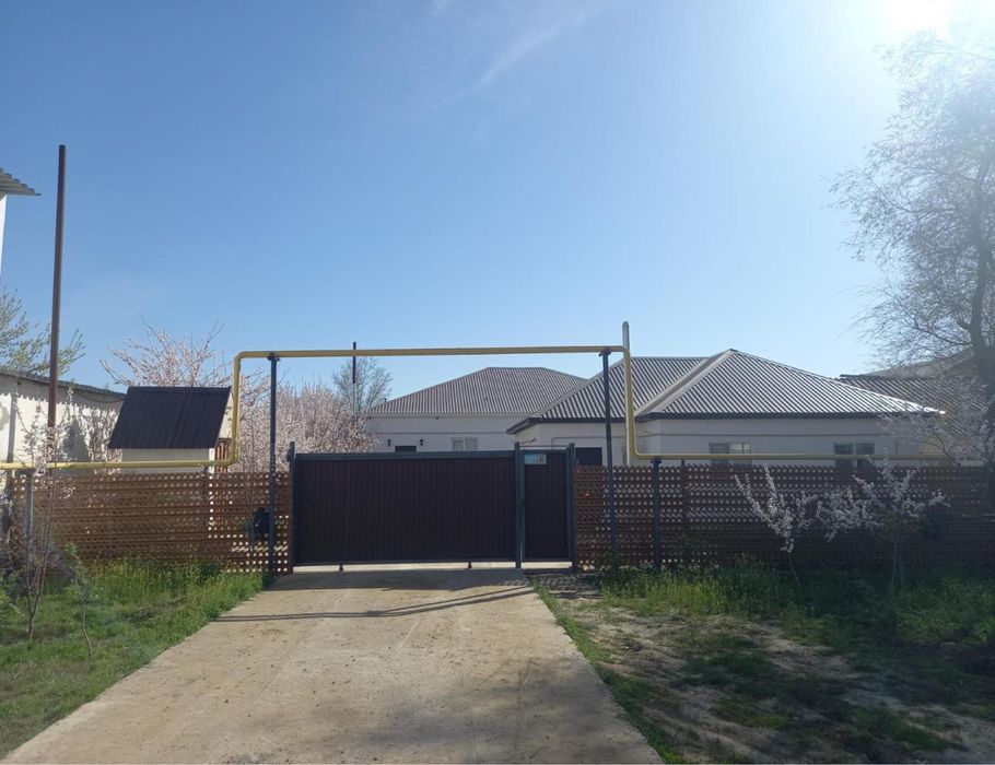 Орталықтан Үй сатылады