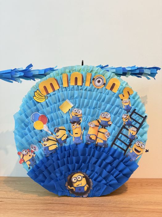 Пинята Миньоните Minions