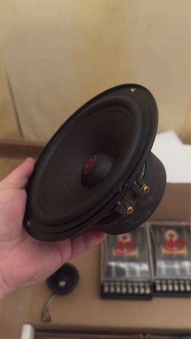 Двух компонентная акустику  Dego PO 6.5