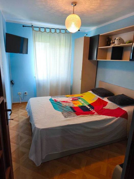 Apartament 4 camere complet mobilat