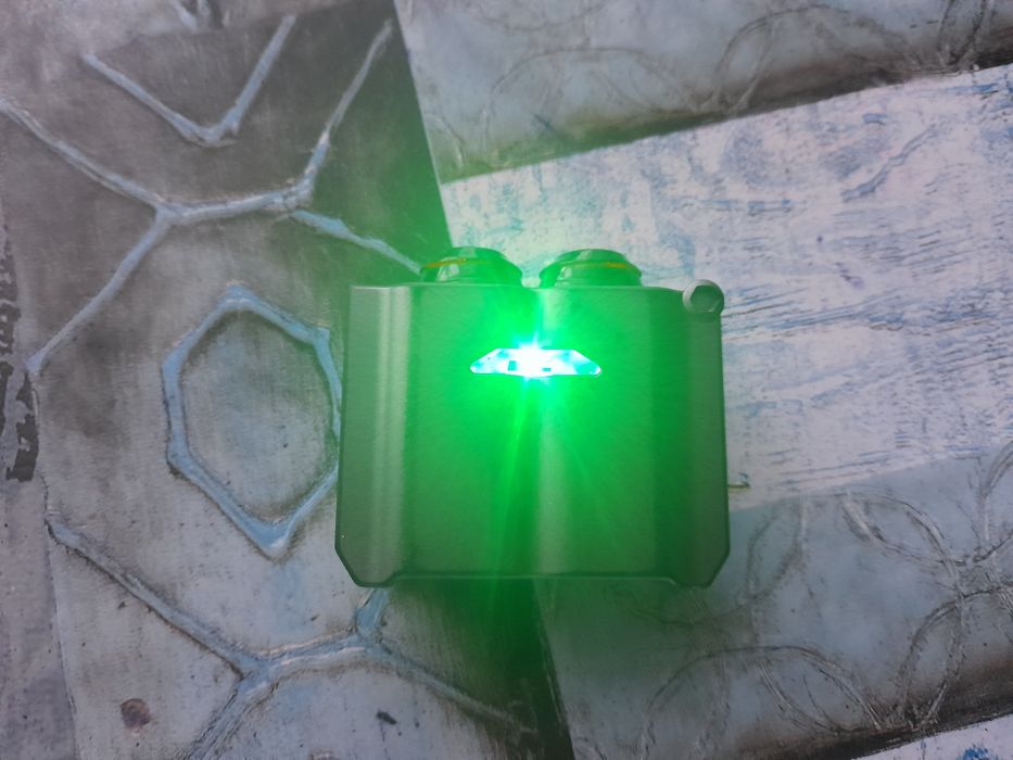 Продаю наушники недорого