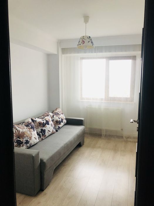 Apartament de Inchiriat 3 CAMERE -Zona Centrala