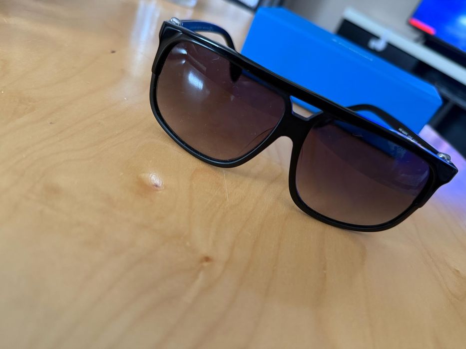 Vând ochelari de soare Alexander Mqueen AMQ4243/F/S