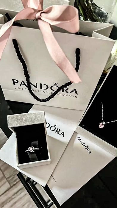 Pandora. Серебряные кольца 925 пробы.