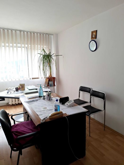 Apartament 2 camere decomandate parter pentru locuit sau birouri/cabinete