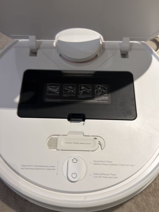 Aspirator MI robot vacum mop p