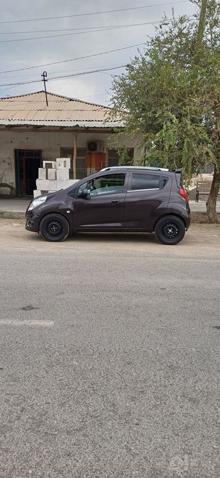 Spark Aftomat sotiladi