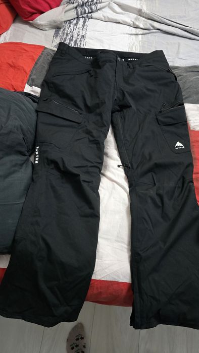 Burton XL яке и панталон чисто нови