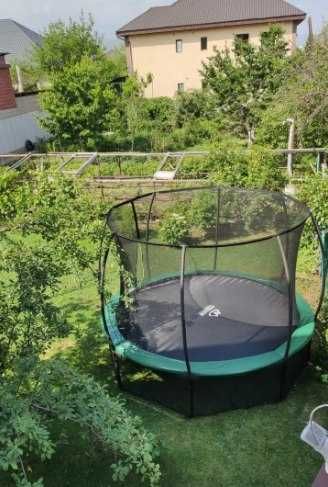 Батут каркасный Mzone 427 см