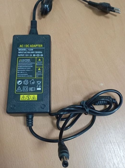 Vand Alimentator 12V 2A cu mufa de  5,5mm