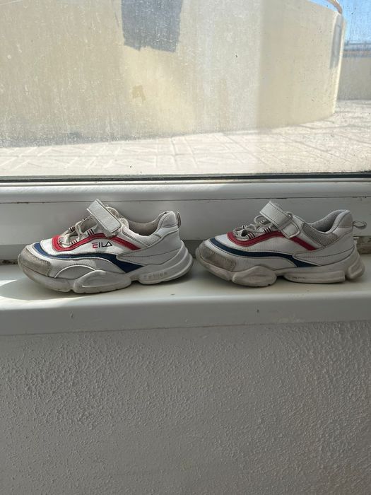 Кроссовки  детские и взрослые