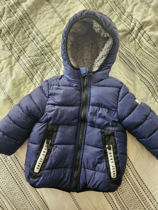 Двулицево бебешко яке DKNY