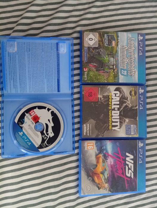 Jocuri PS4 in condiție buna urgent