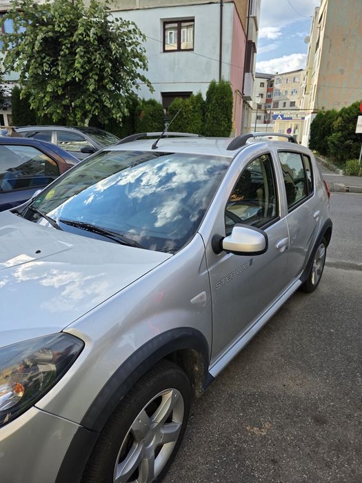 Vând Dacia Sandero Stepway 2013