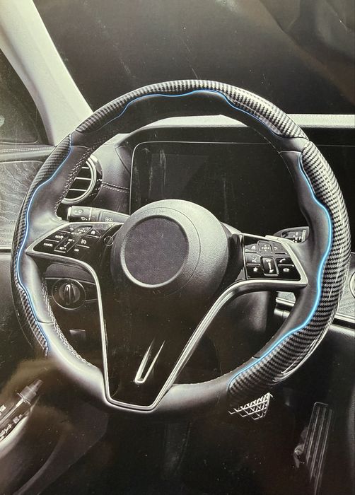 Husa pentru Volan - Aspect Fibra de Carbon cu Efect de Piele de Puthon