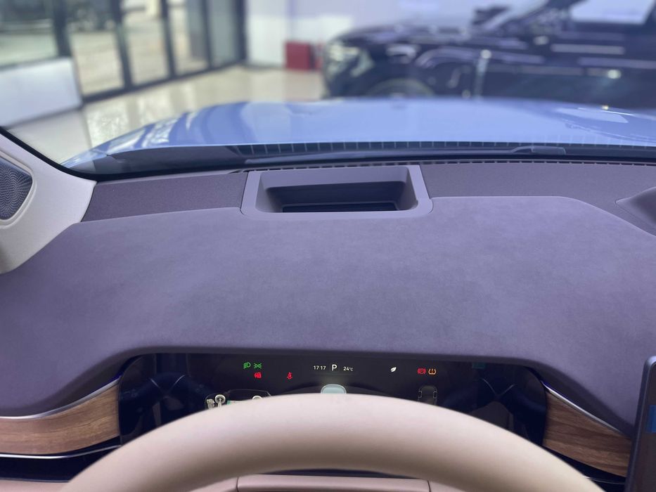 AITO M7 AWD новый — немецкое качество, семейный SUV