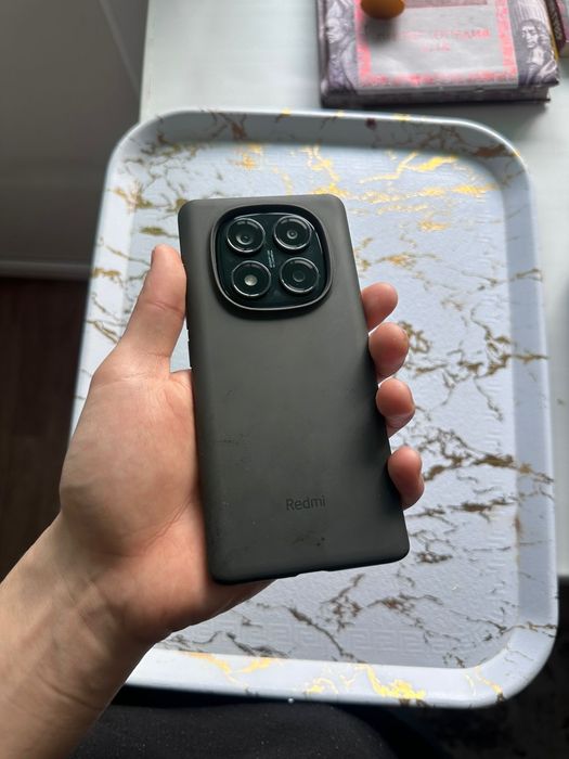 Xiaomi Redmi note 14 pro