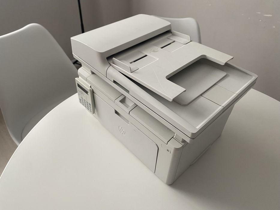 Принтер HP LaserJet Pro MFP M130fn