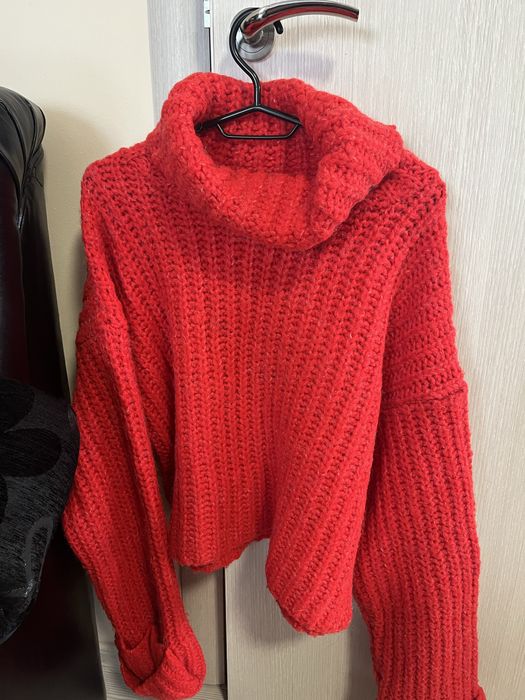 Пуловери по 10лв