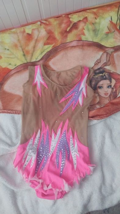 Продам купальники гимнастические