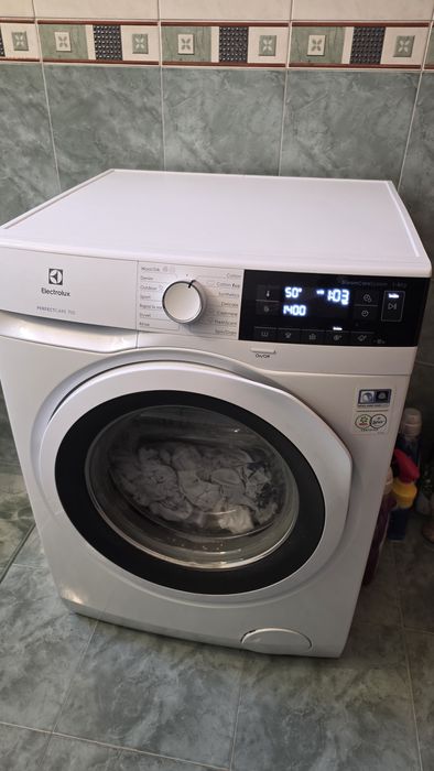 Masina de spalat rufe Electrolux 8kg 1400 rpm