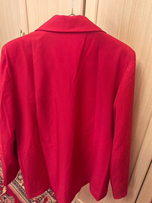 Продам пиджак отличного качества