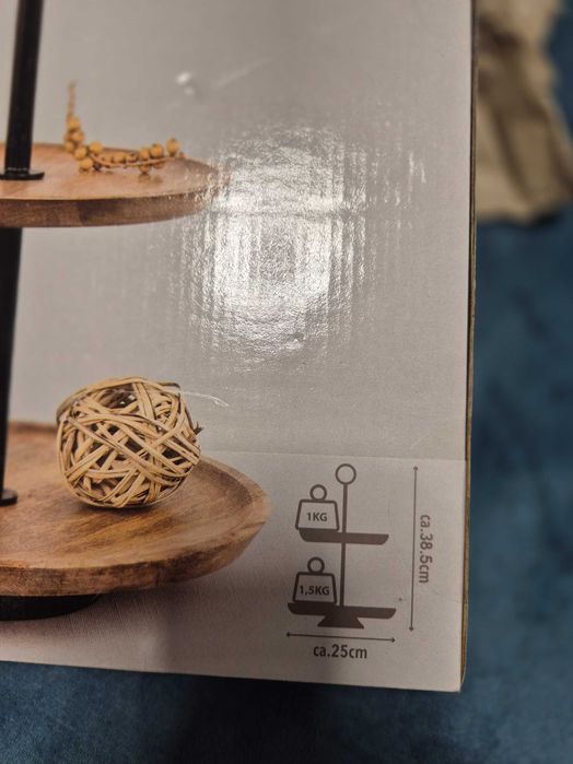 Поставка за хапки-сладки  2 нива, Дърво, Кафяв