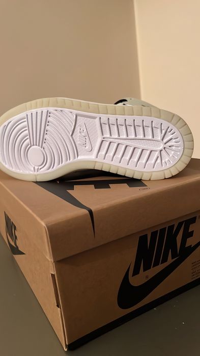 Кроссовки Jordan