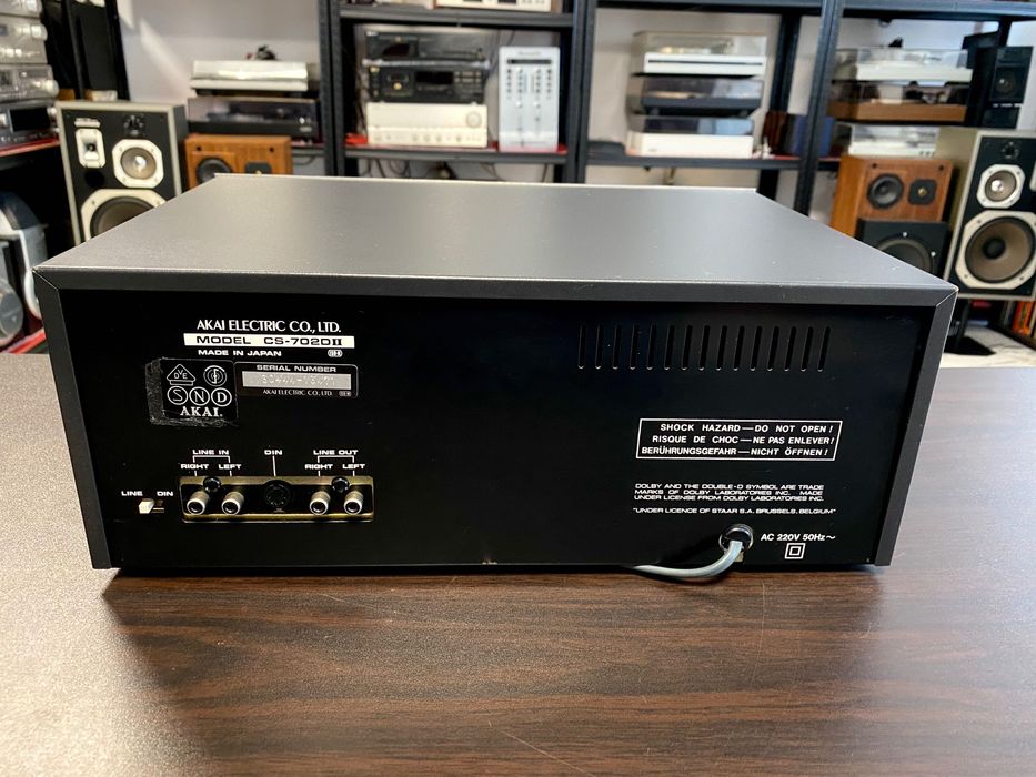 Kасетен дек Akai