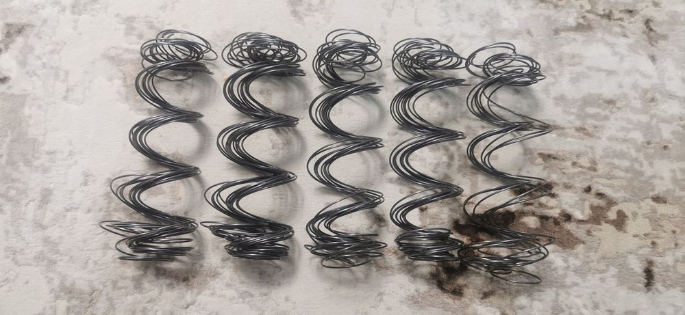 Vand arcuri pentru canapea sau pat