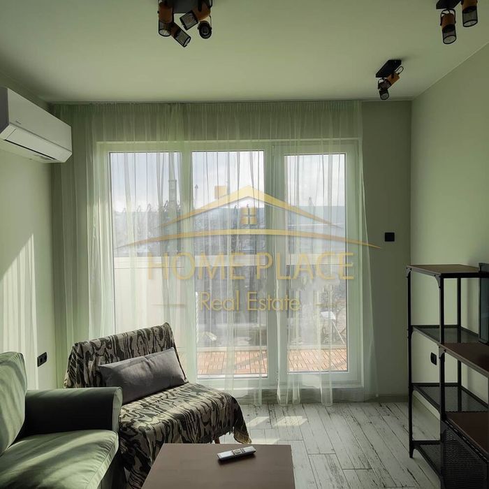 Дава се под наем Двустаен апартамент в Варна, ЖП Гара - 60 кв.м за 918 € - Снимка #1