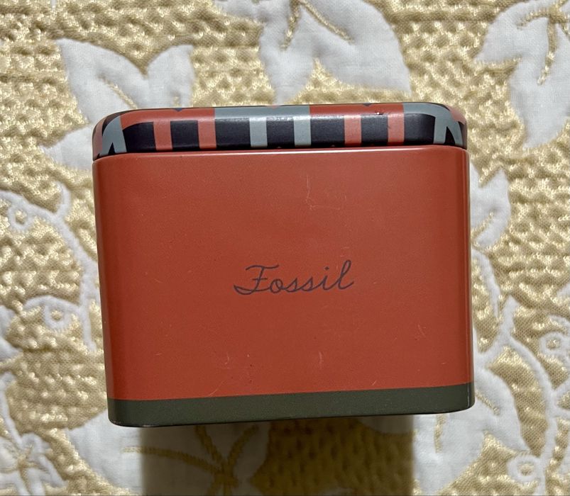 Часы FOSSIL женские