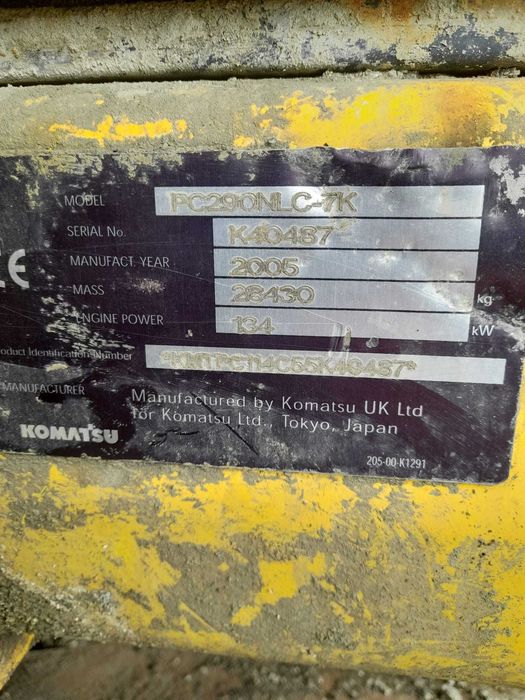 Dezmembram excavator KOMATSU PC 290 , PC 350-piese de schimb Komatsu