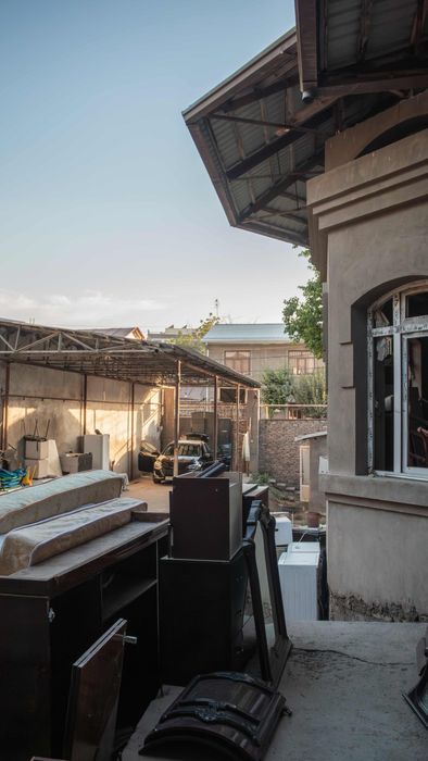 Продаётся участок 6 соток в самом центре города!