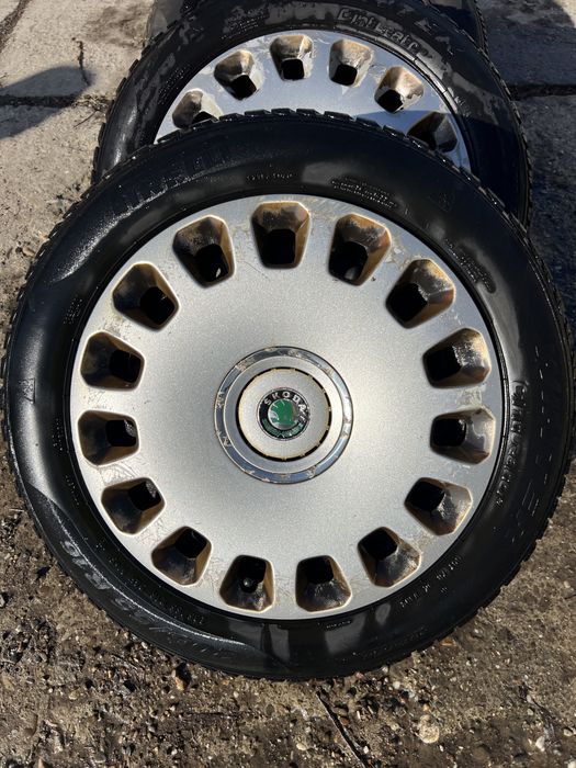 4 pirelli iarna 5x112            205/55/16R