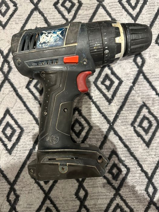 Bosch малък винтоверт-подарък голям